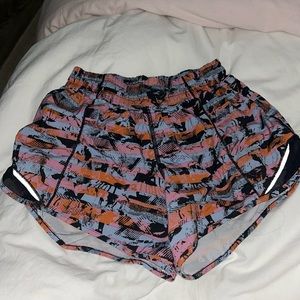 Lululemon hotty hot short 4”